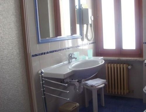 Hotel Alpe Fleurie Чамполук Екстериор снимка